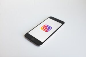 Read more about the article In-Depth Guide: How to Share a Post on Instagram