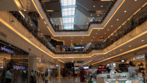 Read more about the article 7 Best Noida Mall: Unlimited Shopping & Entertainment