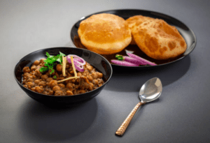 Read more about the article Serve Chole Bhature Warm: With These Amazing Serving Ideas