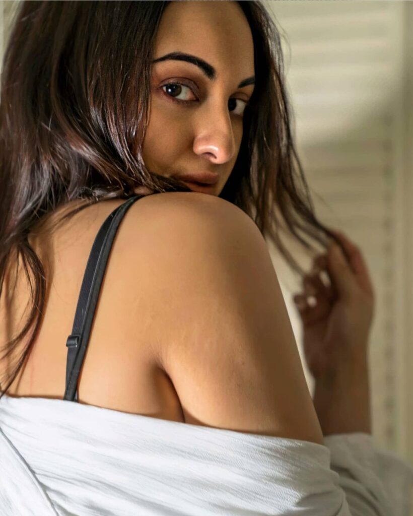 Sonakshi Sinha hot xxx