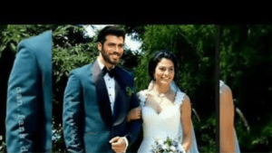 Read more about the article Can Yaman Wife: The Love Life of the Turkish Heartthrob