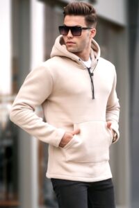 Read more about the article What Are the Best Hoodie Color Combinations for a Stylish Outfit