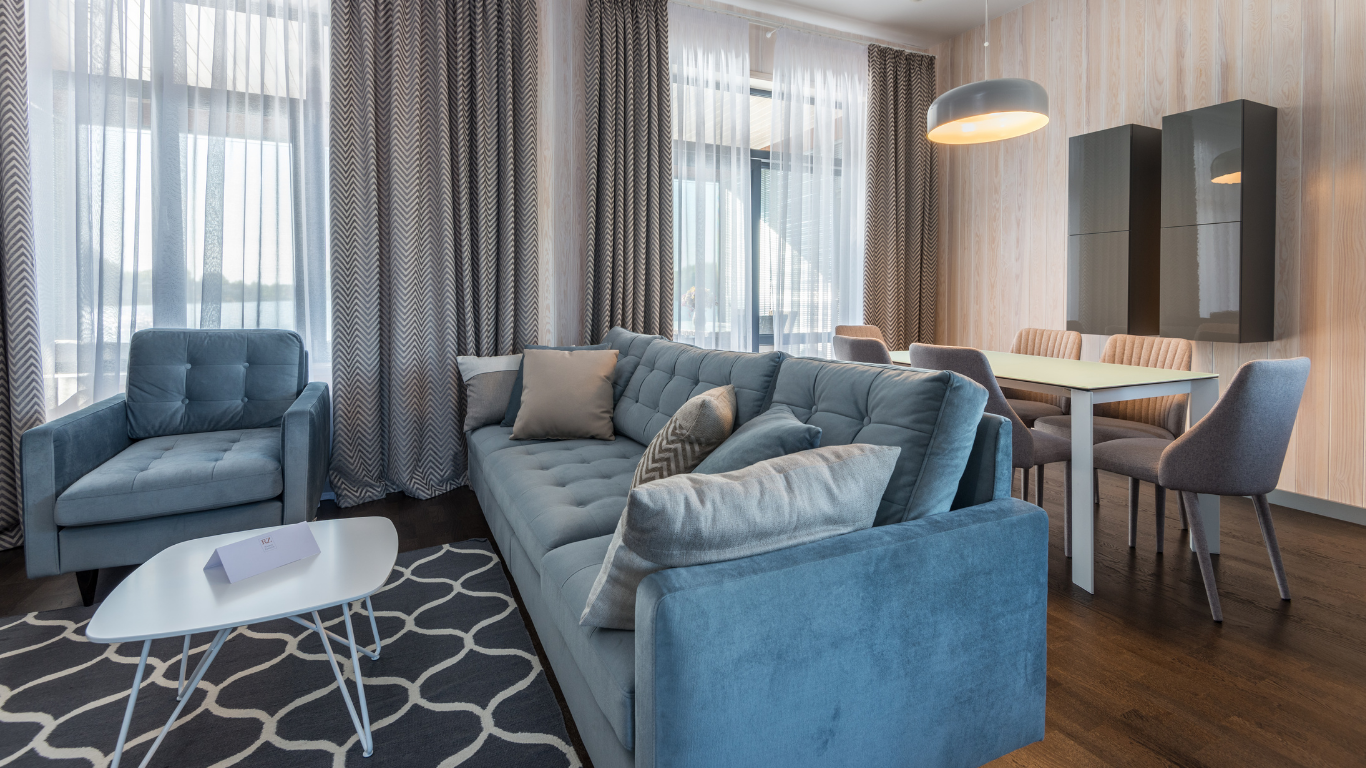 Renta de sillas y mesas