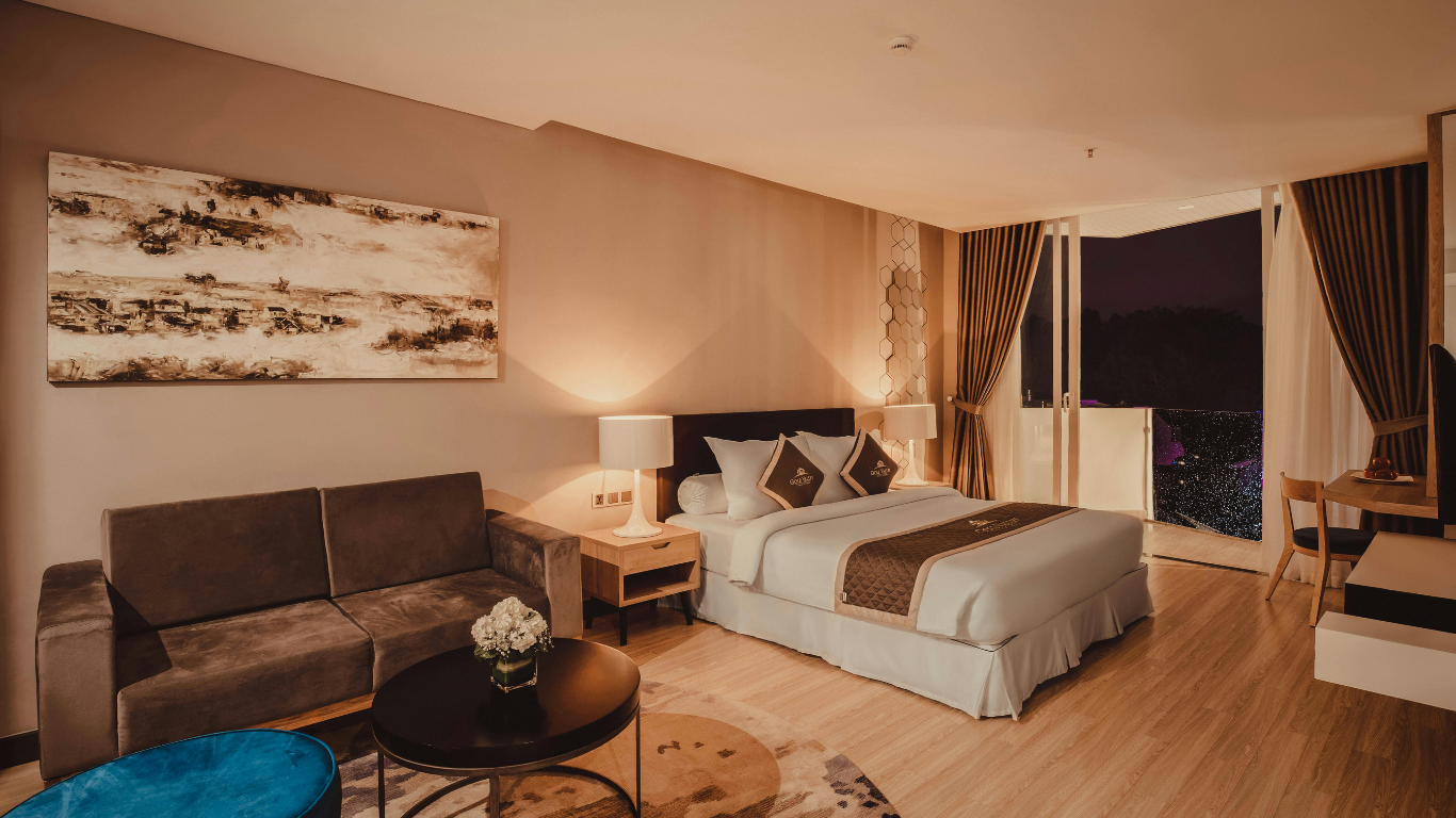 Top 10 7-Star Hotels in India